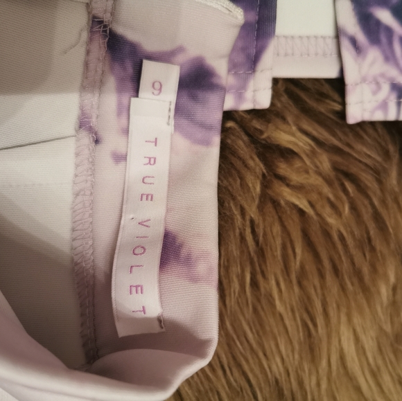 TRUE VIOLET floral scuba skirt - Picture 7 of 7